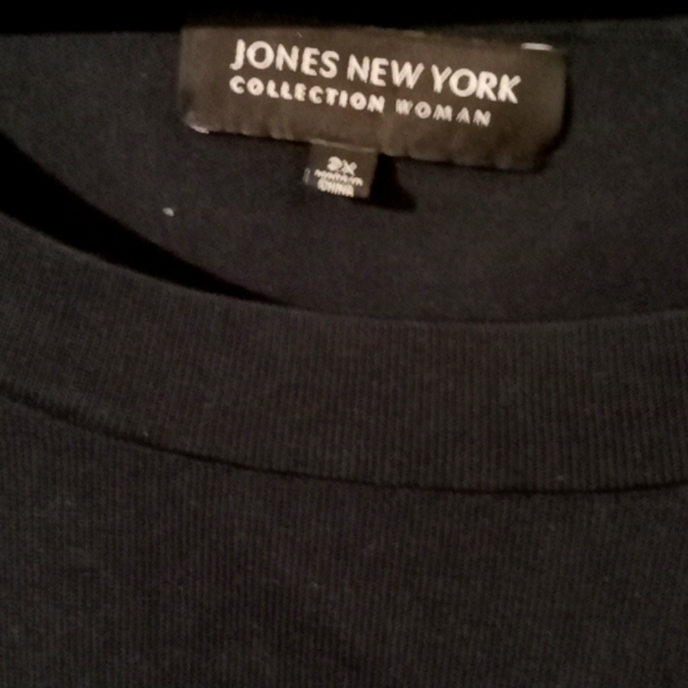 Woman's Black Dress Shirt